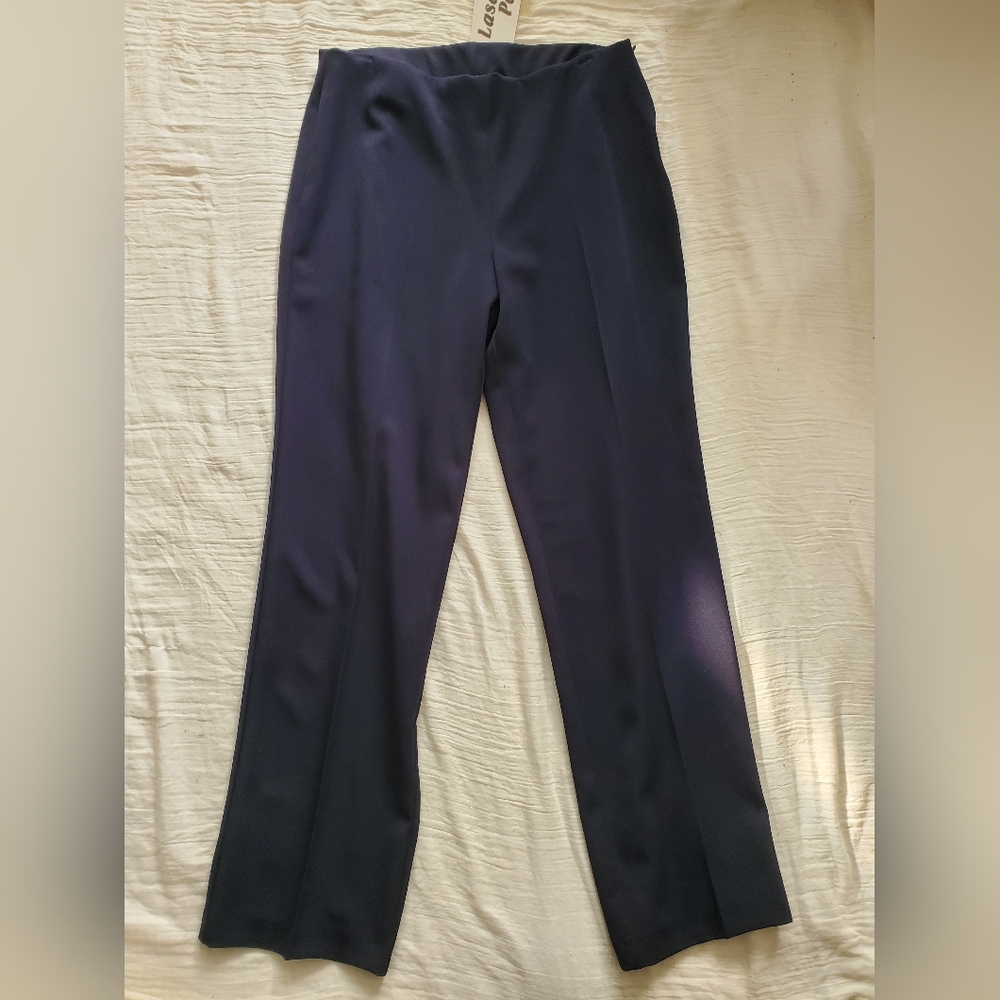 NWT Lasania Petite Sophisticated Navy Women's Straight Leg Pants Size 8